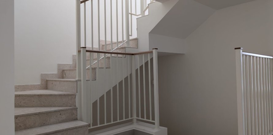 Townhouse in Dubai South (Dubai World Central), Dubai 4 bedrooms, 306.394 sq.m. № 63823