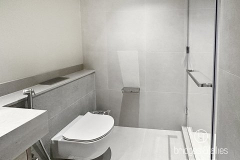 Снять в аренду квартиру в Даунтаун Дубай (Даунтаун Бурдж Дубай), Дубай: 2 спальни, 100м², № 78061 - фото 13