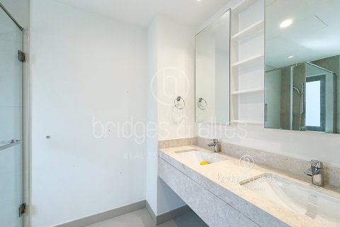 Снять в аренду виллу в Дубай Хилс Эстейт, Дубай: 4 спальни, 326м², № 78051 - фото 19