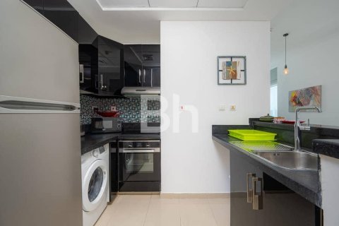 Снять в аренду квартиру в Дубай Марине, Дубай: 1 спальня, 76м², № 23268 - фото 13
