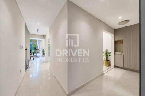 Townhouse in Meydan, Dubai 3 bedrooms, 235.23 sq.m. № 126354 - photo 16