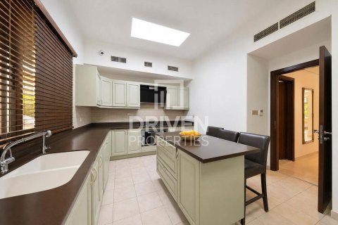 Townhouse in Meydan, Dubai 3 bedrooms, 235.23 sq.m. № 126354 - photo 15