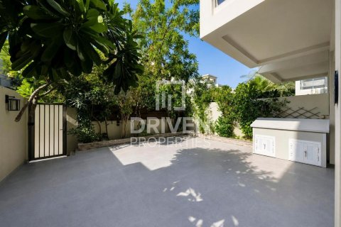 Townhouse in Meydan, Dubai 3 bedrooms, 235.23 sq.m. № 126354 - photo 22