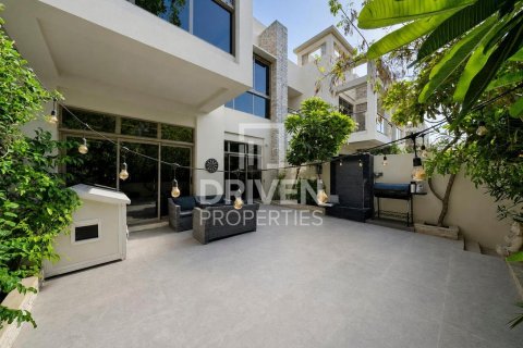 Townhouse in Meydan, Dubai 3 bedrooms, 235.23 sq.m. № 126354 - photo 23