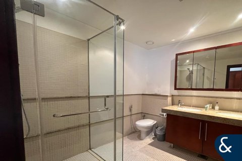 Apartment in SOUTH RIDGE in Downtown Dubai (Downtown Burj Dubai), Dubai 2 bedrooms, 134 sq.m. № 99102 - photo 6