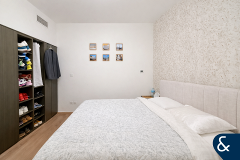 Apartment in Downtown Dubai (Downtown Burj Dubai), Dubai 1 bedroom, 87 sq.m. № 99106 - photo 4