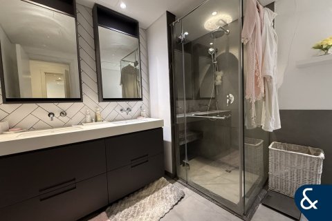 Apartment in Jumeirah Village Circle, Dubai 2 bedrooms, 127 sq.m. № 99104 - photo 11