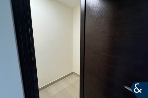 Apartment in Downtown Dubai (Downtown Burj Dubai), Dubai 2 bedrooms, 127 sq.m. № 99105 - photo 13