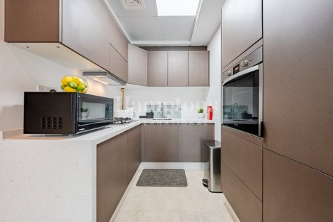 Appartement à Jumeirah Lake Towers, Dubai, 1 chambre, 84.63463300 m², № 63384 - photo 11