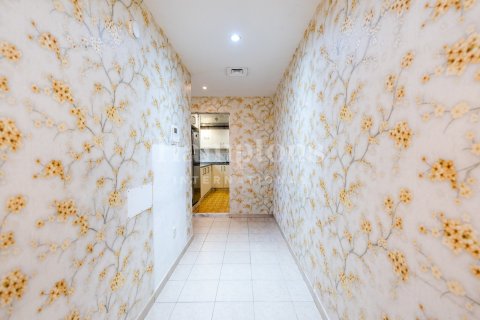 Apartment in Greens, Dubai 2 bedrooms, 130.81950139 sq.m. № 63374 - photo 14