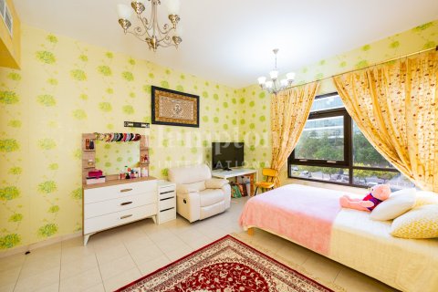 Apartment in Greens, Dubai 2 bedrooms, 130.81950139 sq.m. № 63374 - photo 10