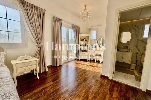 Villa in Springs 8, The Springs, Dubai 2 bedrooms, 166.66798200 sq.m. № 63385 - photo 6