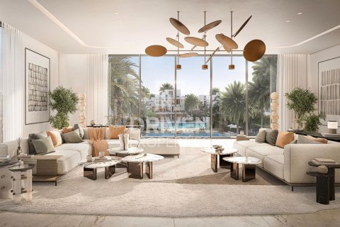 Villa in Dubai 6 bedrooms, 1059 sq.m. № 65777 - photo 4