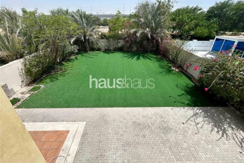 Villa en Legacy, Jumeirah Park, Dubai, 3 dormitorios, 294 m², № 44817 - foto 15