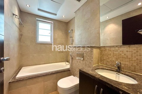 Villa en Legacy, Jumeirah Park, Dubai, 3 dormitorios, 294 m², № 44817 - foto 9