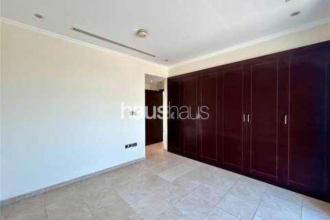 Villa en Legacy, Jumeirah Park, Dubai, 3 dormitorios, 294 m², № 44817 - foto 8