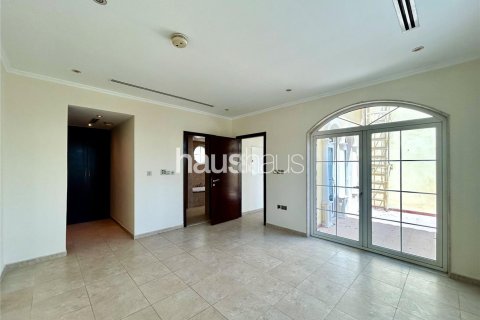 Villa en Legacy, Jumeirah Park, Dubai, 3 dormitorios, 294 m², № 44817 - foto 12
