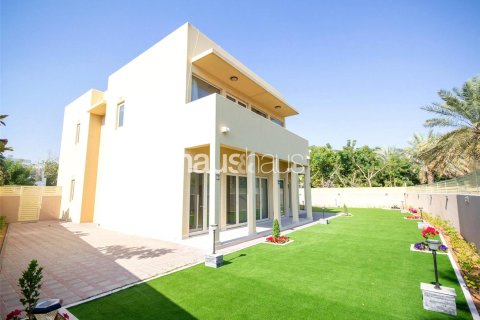 فيلا في المرابع العربية, دبي 5 غرف نوم , 450 م² رقم 44818 - صورة 1