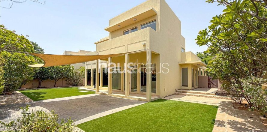 فيلا في المرابع العربية, دبي 3 غرف نوم, 299 م² رقم 44820