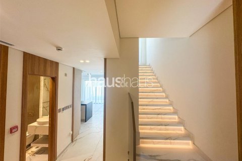 Adosado en Jumeirah Golf Estates, Dubai, 3 dormitorios, 204 m², № 44805 - foto 1