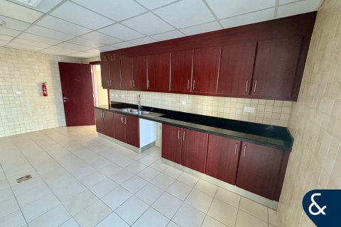 Снять в аренду квартиру в Дубай Марине, Дубай: 3 спальни, 360м², № 79414 - фото 8