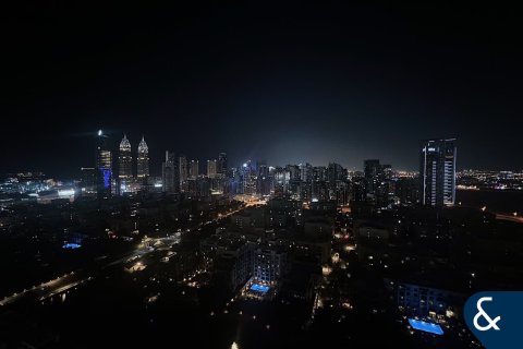 Apartment in The Views, Dubai 1 bedroom, 68 sq.m. № 79394 - photo 12