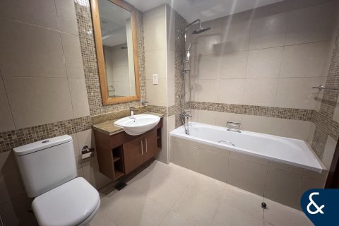 Apartment in The Views, Dubai 1 bedroom, 68 sq.m. № 79394 - photo 7