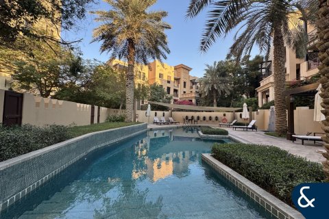 Apartamento en Old Town, Dubai, 1 dormitorio, 131 m², № 79413 - foto 12