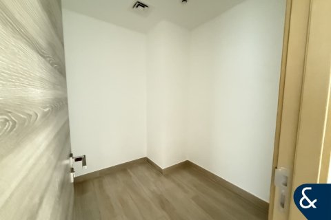 Снять в аренду квартиру в Джумейра Вилладж Серкл, Дубай: 3 спальни, 151м², № 79392 - фото 13