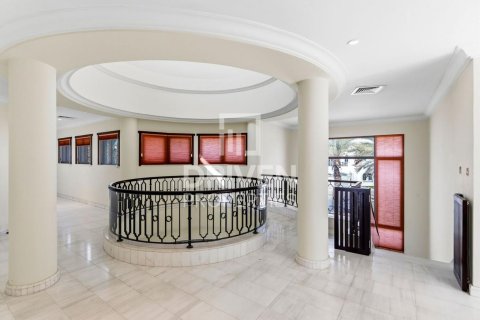 Villa à Signature Villas, Palm Jumeirah, Dubai, 6 chambres, 1245.37 m², № 125349 - photo 13