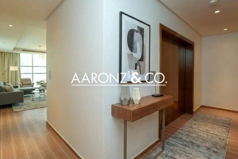 Ático en Business Bay, Dubai, 5 dormitorios, 878 m², № 95246 - foto 4