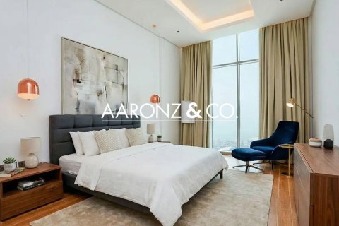 Ático en Business Bay, Dubai, 5 dormitorios, 878 m², № 95246 - foto 5