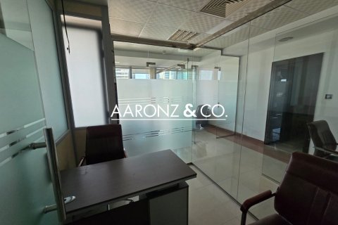 Office in Business Bay, Dubai 113 sq.m. № 95259 - photo 12