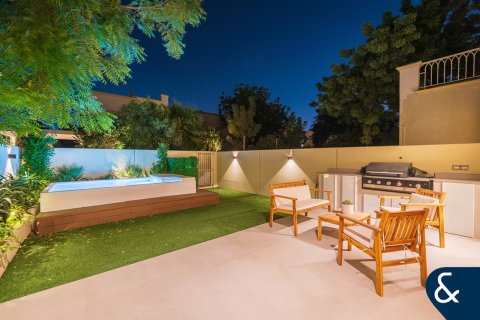 Villa en Springs 8, The Springs, Dubai, 2 dormitorios, 157 m², № 75189 - foto 21