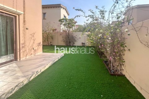Villa in Mira, Reem, Dubai 4 bedrooms, 274 sq.m. № 44566 - photo 2