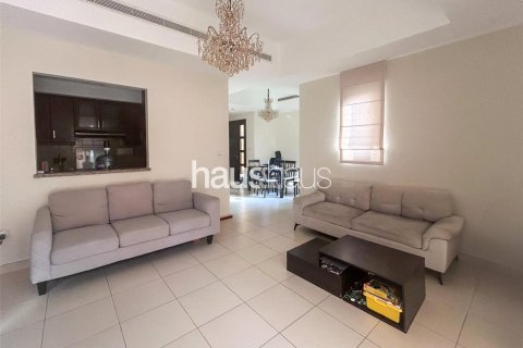 Villa in Mira, Reem, Dubai 4 bedrooms, 274 sq.m. № 44566 - photo 4