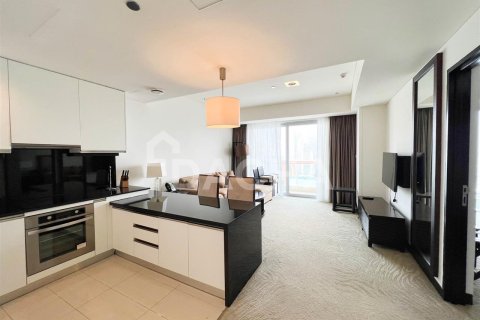 Apartamento en The Address Dubai Marina, Dubai Marina, Dubai, 1 dormitorio, 81.8 m², № 6533 - foto 2
