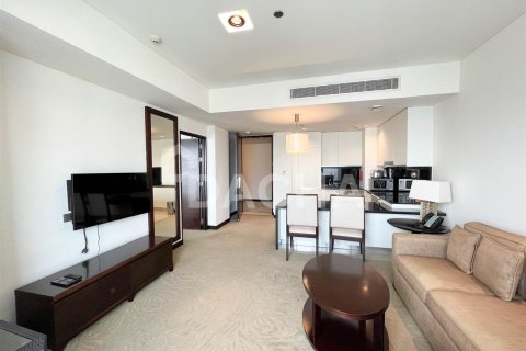 Apartamento en The Address Dubai Marina, Dubai Marina, Dubai, 1 dormitorio, 81.8 m², № 6533 - foto 1