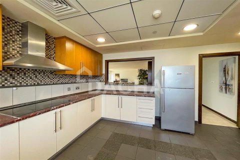Apartamento en Jumeirah Beach Residence, Dubai, 2 dormitorios, 136 m², № 6547 - foto 15