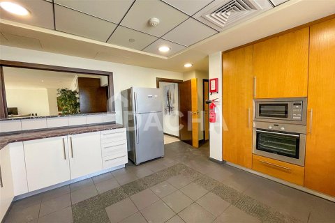 Apartamento en Jumeirah Beach Residence, Dubai, 2 dormitorios, 136 m², № 6547 - foto 12