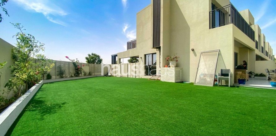 تاون هاوس في EMAAR South, Dubai South (Dubai World Central), دبي 4 غرف نوم, 237 م² رقم 43783