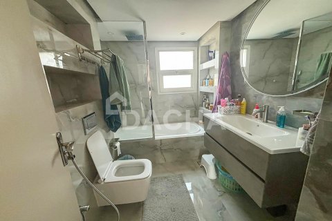 Townhouse in District 15, Jumeirah Village Circle, Dubai 3 bedrooms, 129 sq.m. № 110315 - photo 12