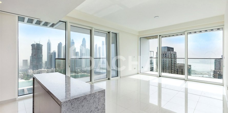 Квартира в EMAAR Beachfront, Dubai Harbour, Дубай, 2 спальни, 134м², № 110318
