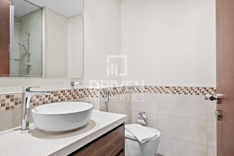 Apartment in Business Bay, Dubai 2 bedrooms, 84.91 sq.m. № 136779 - photo 13