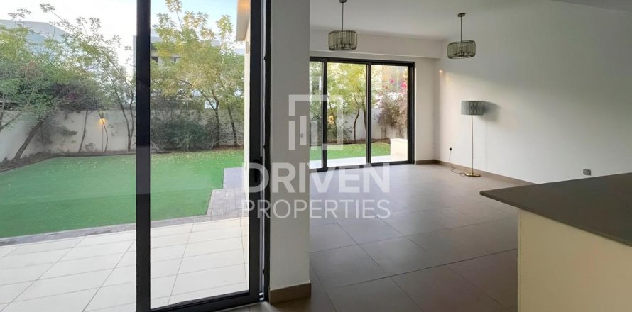 Villa in Sidra Villas, Dubai Hills Estate, Dubai 4 bedrooms, 468.51 sq.m. № 136778
