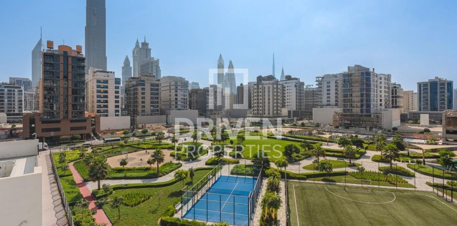 Apartment in Al Satwa, Dubai 2 bedrooms, 102.29 sq.m. № 136781