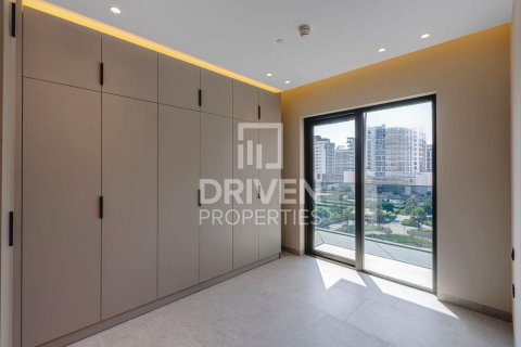 Apartment in Al Satwa, Dubai 2 bedrooms, 102.29 sq.m. № 136781 - photo 5