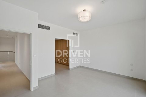 Villa in Jebel Ali, Dubai 4 bedrooms, 567.82 sq.m. № 136790 - photo 15