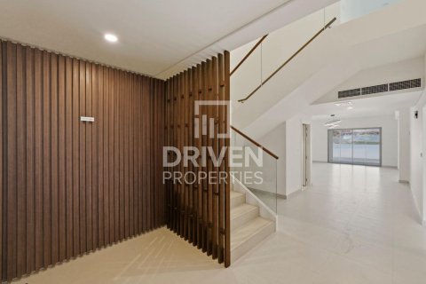 Villa in Jebel Ali, Dubai 4 bedrooms, 567.82 sq.m. № 136790 - photo 17