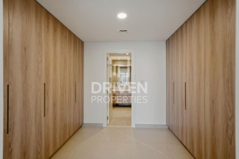 Villa in Jebel Ali, Dubai 4 bedrooms, 567.82 sq.m. № 136790 - photo 13
